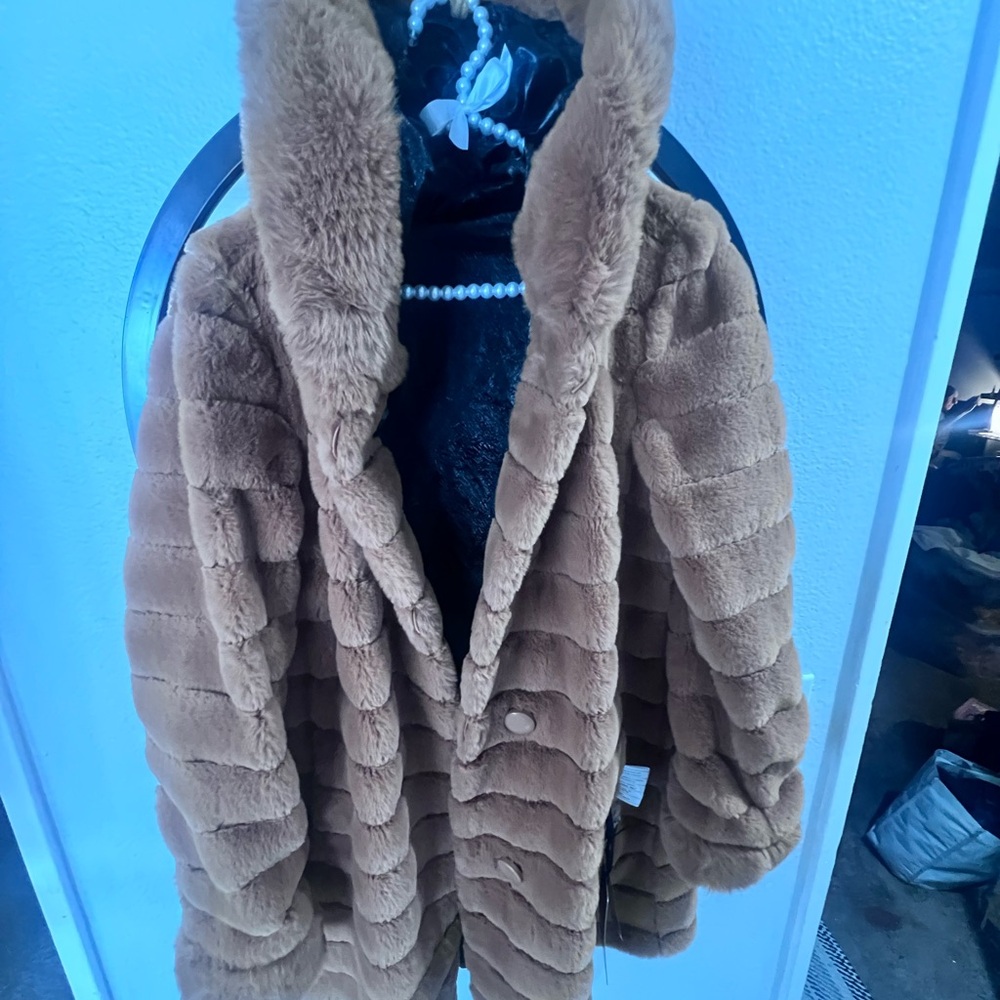 Nikki Jones reversible Lola winter Brown Fur Coat Canada women’s small - Picture 4 of 14